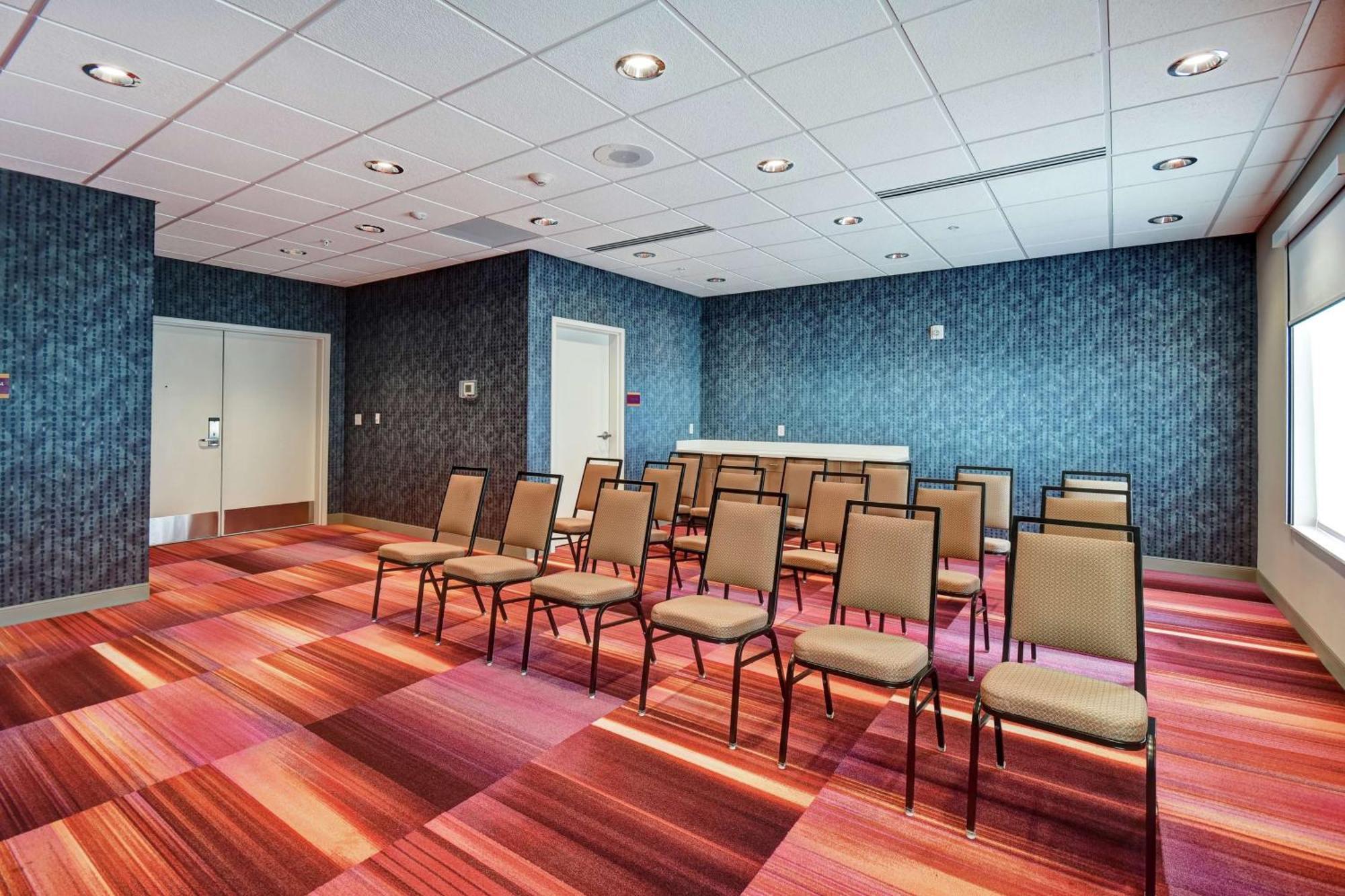 Home2 Suites By Hilton Springfield North Buitenkant foto