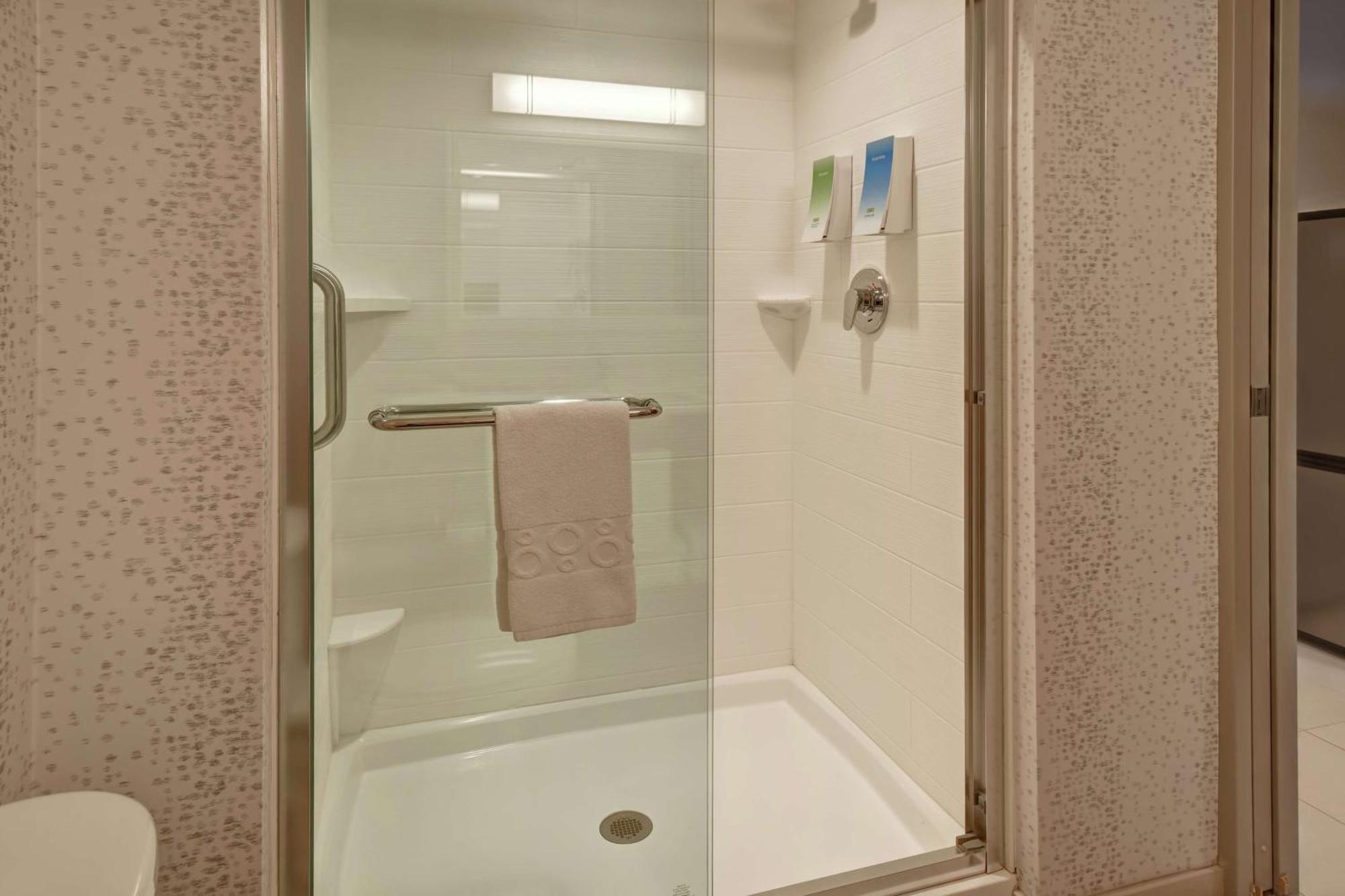 Home2 Suites By Hilton Springfield North Buitenkant foto