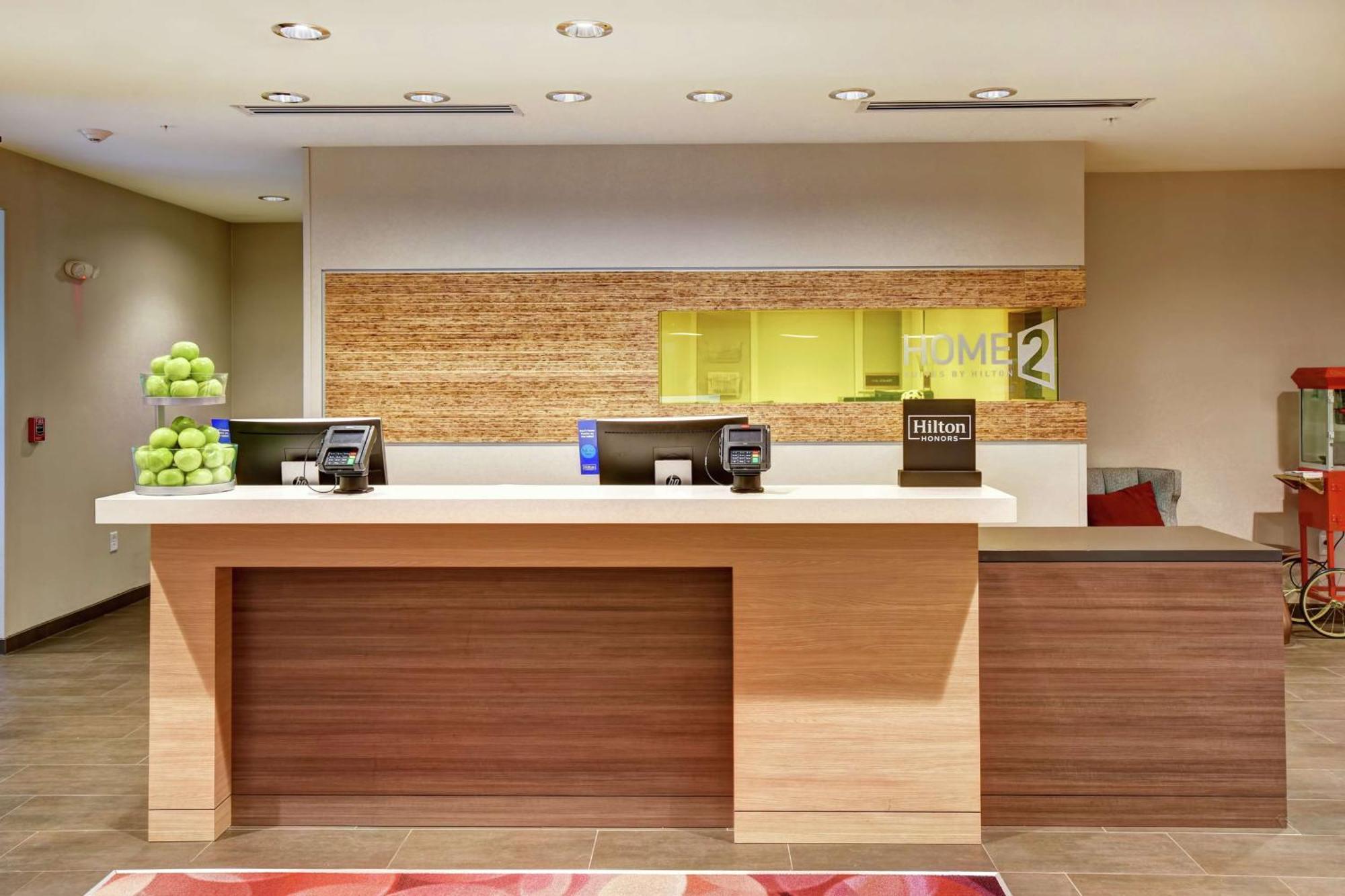 Home2 Suites By Hilton Springfield North Buitenkant foto